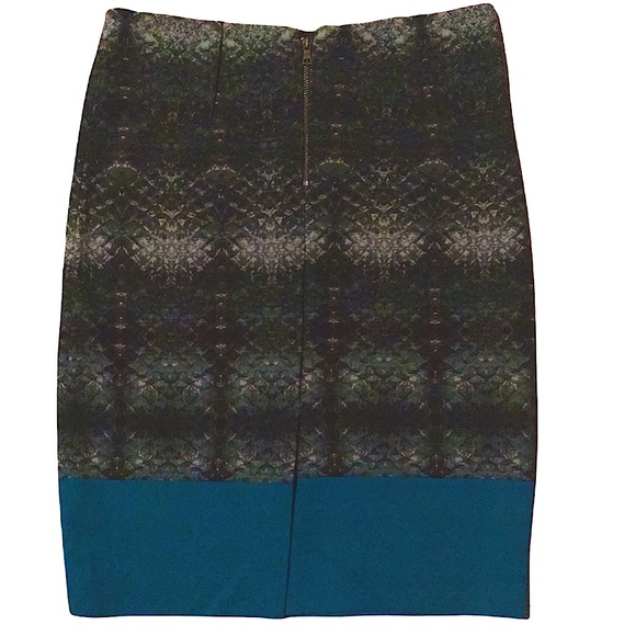 Lord & Taylor | Pencil Skirt - Picture 2 of 6